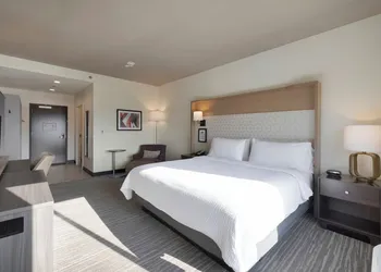 Holiday Inn Chicago Tinley Park by IHG hotel thumbnail 8