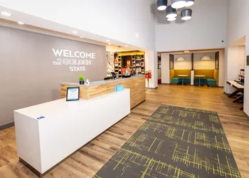 Hampton Inn Selma, Ca hotel thumbnail 6