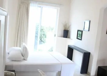 Hc Resort hotel thumbnail 3