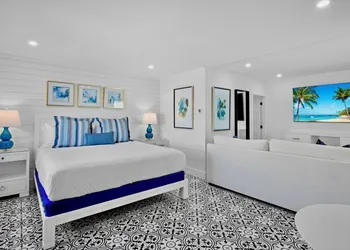 The Retreat at Anna Maria Island Inn hotel thumbnail 2