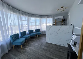 1915 Beach Club hotel thumbnail 2