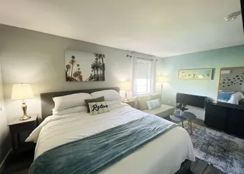 1915 Beach Club hotel thumbnail 6