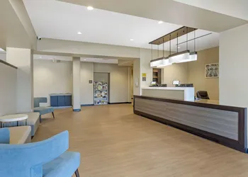 MainStay Suites North - Central York hotel thumbnail 3