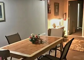 EARTHQUEST Lodge hotel thumbnail 2