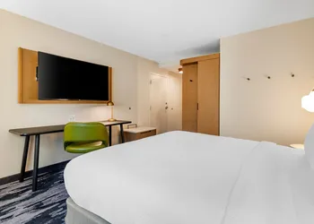 Fairfield Inn & Suites By Marriott North Conway hotel thumbnail 8