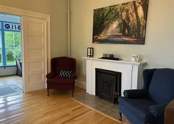 McLean House Bed & Breakfast hotel thumbnail 2