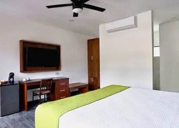 Mayan Water Hotel hotel thumbnail 8