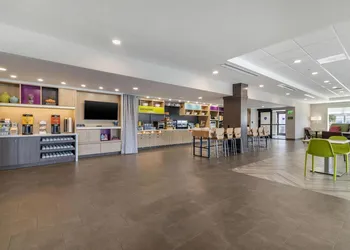 Home2 Suites by Hilton Bangor hotel thumbnail 2