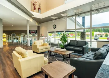 Quality Inn & Suites hotel thumbnail 3