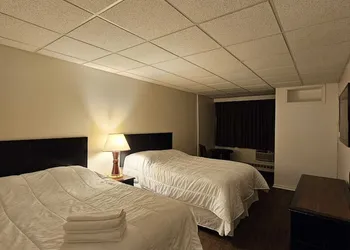 Brunswick Parry Sound hotel thumbnail 3
