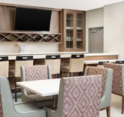 Hampton Inn & Suites Santa Rosa Sonoma Wine Country hotel detail image 3