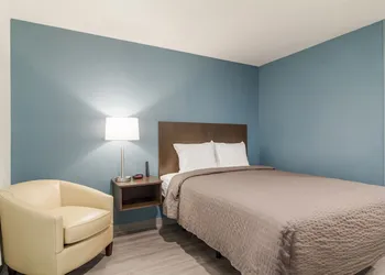 WoodSpring Suites Knoxville West hotel thumbnail 6