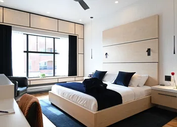 Cribs on Main hotel thumbnail 5