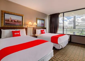 OYO Hotel Douglas GA US-441 hotel thumbnail 7