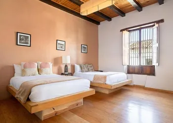 Casa I. Madero hotel thumbnail 2