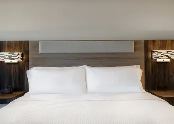 Holiday Inn Express & Suites Ontario - Chino Hills by IHG hotel thumbnail 7