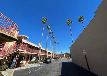Palm Tree Inn hotel thumbnail 6