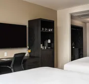 Holman Riverfront Park Hotel Salem, Tapestry by Hilton hotel detail image 7