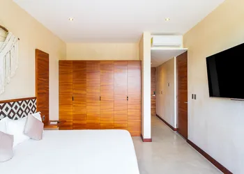 Solemn Peaceful Condos by The Spot Rentals hotel thumbnail 8