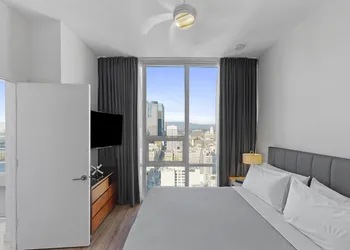 Level Los Angeles Downtown - South Olive hotel thumbnail 7