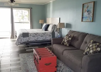 Willow Beach Resort hotel thumbnail 2