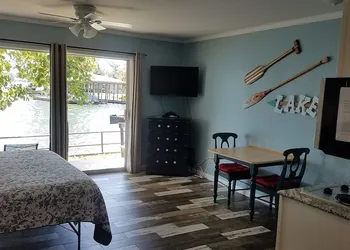 Willow Beach Resort hotel thumbnail 6