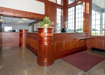 HomeTowne Studios by Red Roof Wilmington - New Castle hotel thumbnail 3