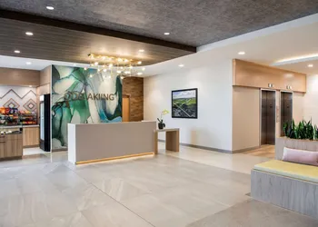 Wyndham Garden Winnipeg Airport hotel thumbnail 5