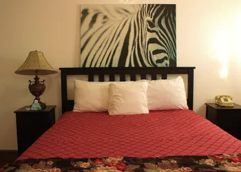 Tradewinds Hotel LAX Airport hotel thumbnail 2