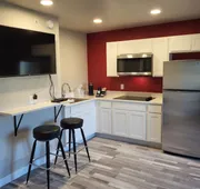 Red Fox Inn and Suites hotel detail image 7