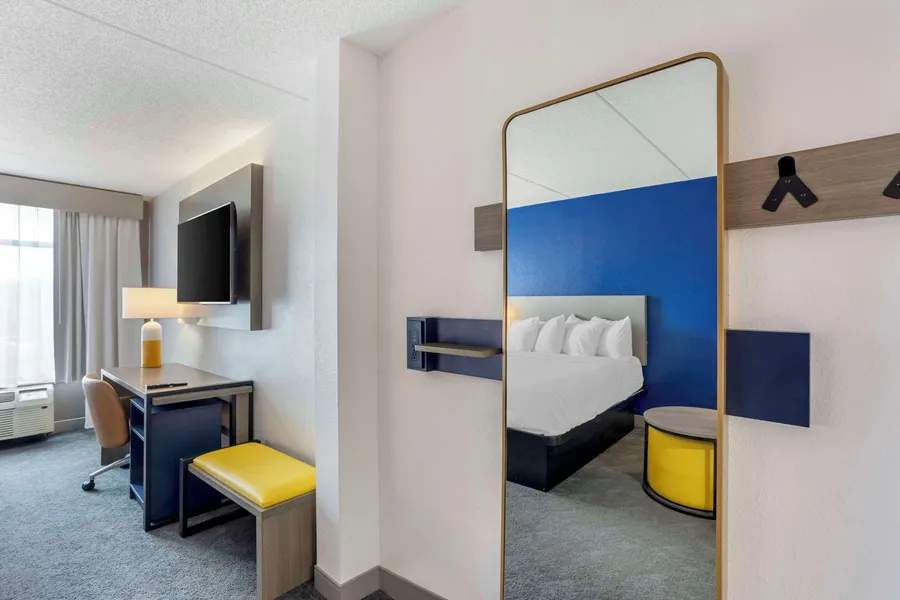 Comfort Inn & Suites Voorhees/Mt. Laurel hotel detail image 6