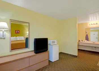 White Rock Inn hotel thumbnail 6