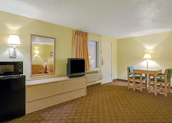 White Rock Inn hotel thumbnail 7