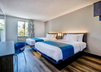 Motel 6 Jeffersonville, In - Louisville hotel thumbnail 4