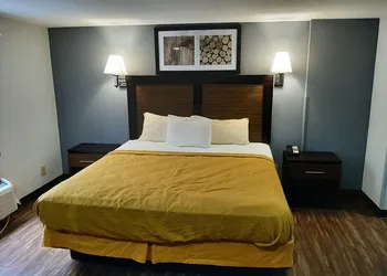 Hillside Motel hotel thumbnail 2