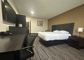 Baymont By Wyndham Bridgeton St Louis hotel thumbnail 6