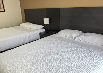 Baymont By Wyndham Bridgeton St Louis hotel thumbnail 8