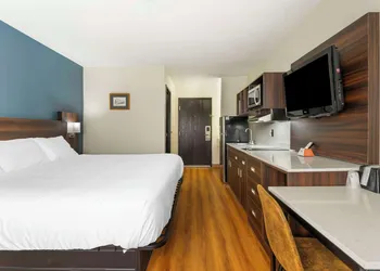 Suburban Studios LaVale-Cumberland hotel thumbnail 7