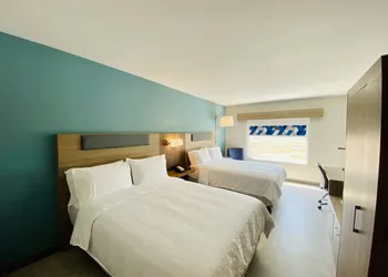 Holiday Inn Express Guadalajara Vallarta Poniente by IHG hotel thumbnail 5