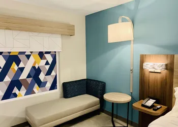 Holiday Inn Express Guadalajara Vallarta Poniente by IHG hotel thumbnail 8