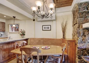Modern 2 BR Condo Lodge at Vail, Walk to Gondola by RedAwning hotel thumbnail 6
