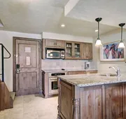 Modern 2 BR Condo Lodge at Vail, Walk to Gondola by RedAwning hotel detail image 7