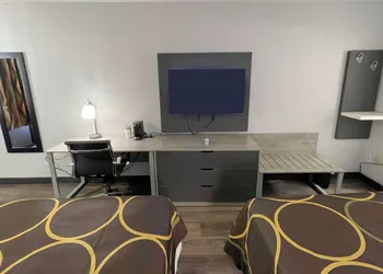 Super 8 By Wyndham Pigeon Forge Downtown hotel thumbnail 8