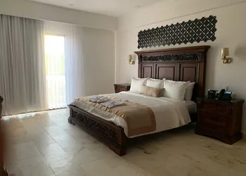 Real Hispano hotel thumbnail 6