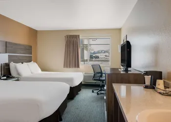 SureStay Hotel by Best Western Wells hotel thumbnail 6