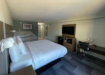 Baymont by Wyndham Chattanooga/Eastridge hotel thumbnail 8