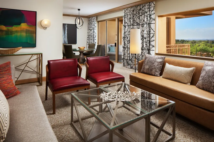 The Canyon Suites at The Phoenician, Luxury Collection hotel detail image 6