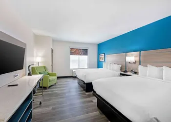 Best Western Plus Executive Residency Carlsbad Hotel hotel thumbnail 4