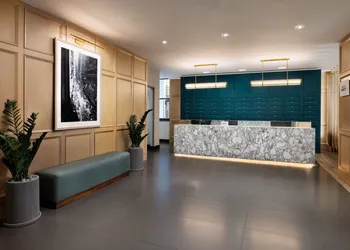 Residence Inn Marriott New York Downtown Manhattan/WTC Area hotel thumbnail 2