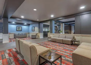 MainStay Suites Lexington I-75 hotel thumbnail 4
